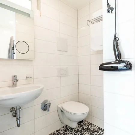 게스트하우스 Bottwartal 4*